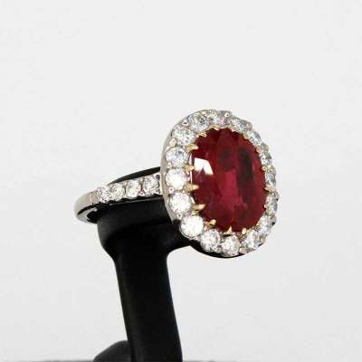 Lady Di Ring: 4.11ct Natural Ruby decorated with Diamonds Profile Picture